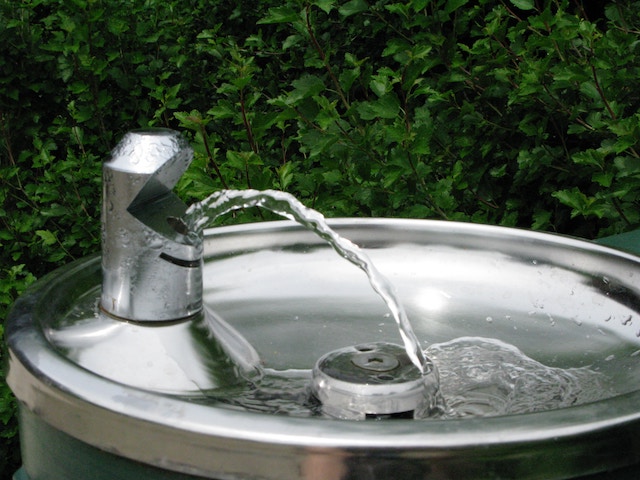 close up of a water fountain in seattle